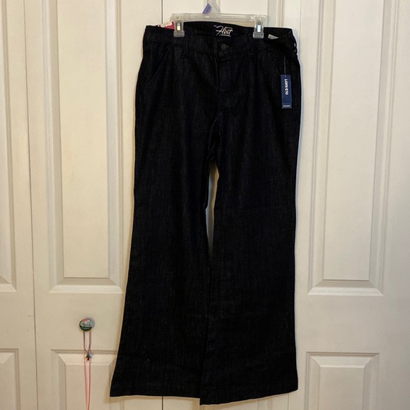 Old Navy Jeans - Picture 1 of 5